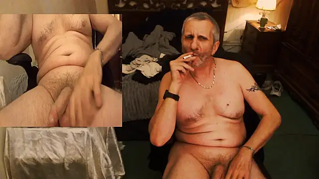 Snapshot of maxdaddy690 chatting on October 2, 2025, 10:57 pm maxdaddy690 online show from October 2, 2025, 10:57 pm