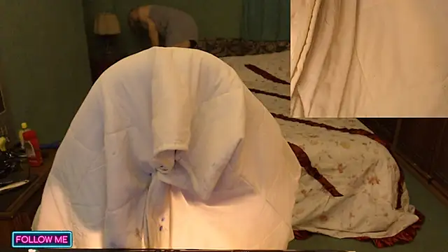 Snapshot of maxdaddy690 chatting on December 2, 2024, 9:01 pm maxdaddy690 online show from December 2, 2024, 9:01 pm