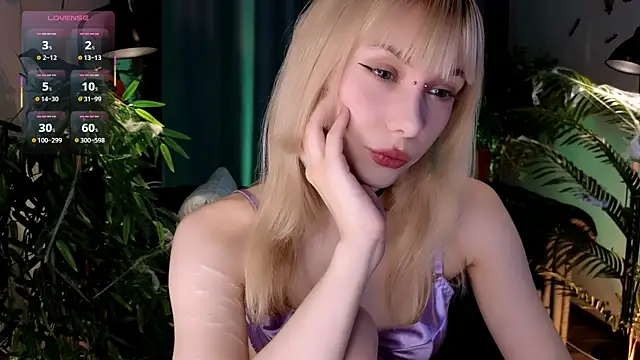 Cherry Bite online show from October 23, 2025, 10:30 pm