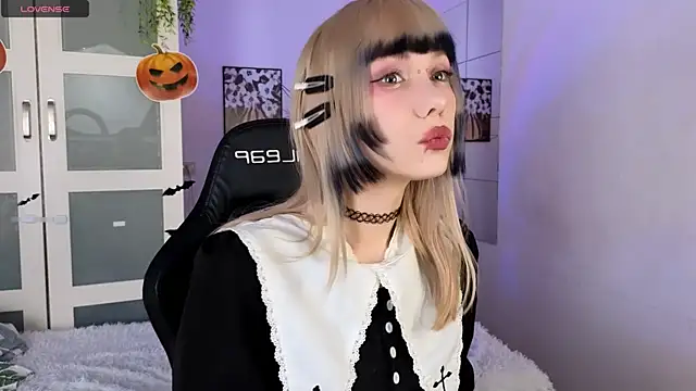 Cherry Bite online show from October 31, 2025, 10:16 pm