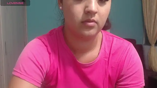 Anthonela Queen online show from December 18, 2025, 1:11 am