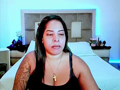 indiantopaz694u online show from March 6, 2026, 4:40 am