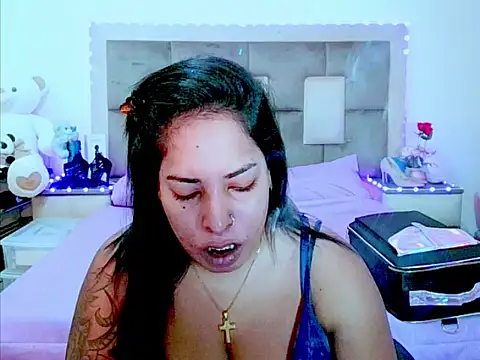 indiantopaz694u online show from June 3, 2026, 4:35 am