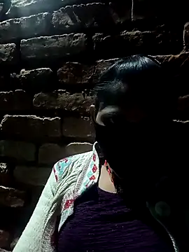 Snapshot of Chhavi_Chadha chatting on February 4, 2026, 3:07 pm Chhavi Chadha online show from February 4, 2026, 3:07 pm