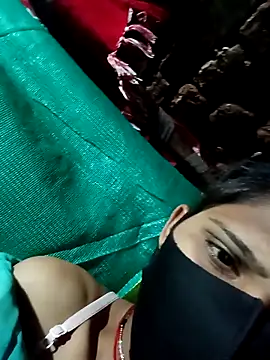 Snapshot of Chhavi_Chadha chatting on February 1, 2026, 10:30 pm Chhavi Chadha online show from February 1, 2026, 10:30 pm