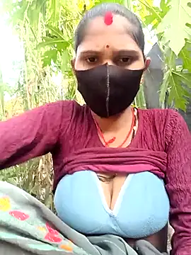 Snapshot of Chhavi_Chadha chatting on December 3, 2025, 9:31 am Chhavi Chadha online show from December 3, 2025, 9:31 am