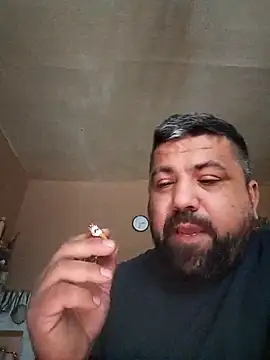 Alexander18edd online show from November 25, 2025, 1:33 pm