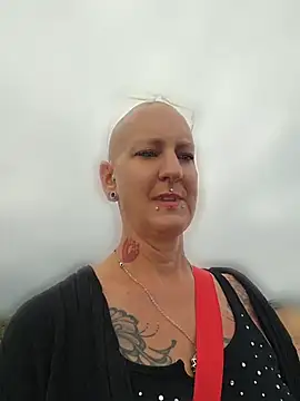 Snapshot of Emma_Milf25 chatting on April 30, 2026, 5:20 pm Emma Milf25 online show from April 30, 2026, 5:20 pm