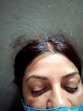 Disha2870 online show from March 4, 2025, 9:11 pm