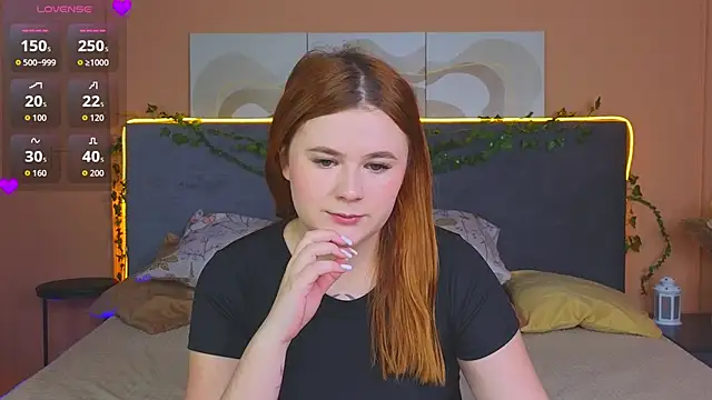 Eva Starlight online show from November 26, 2025, 4:12 am