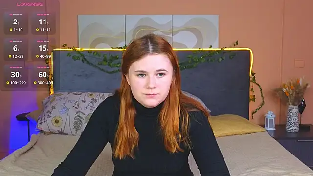 Eva Starlight online show from December 5, 2025, 4:11 am