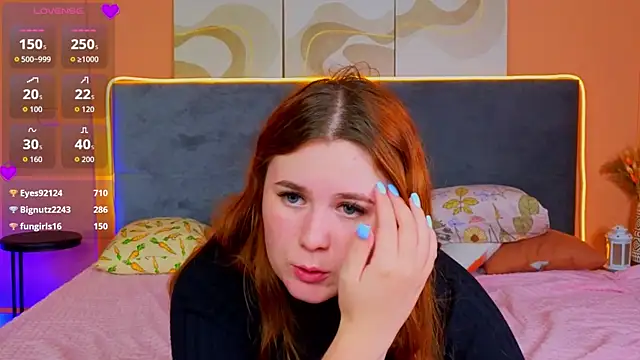 Eva Starlight online show from September 29, 2025, 5:18 pm