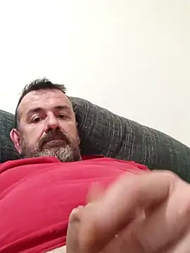 Snapshot of Andros1975 chatting on February 26, 2025, 8:04 pm Andros1975 online show from February 26, 2025, 8:04 pm