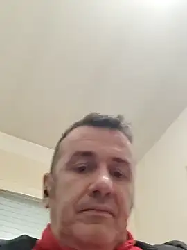 Snapshot of Andros1975 chatting on March 3, 2025, 5:20 pm Andros1975 online show from March 3, 2025, 5:20 pm