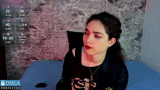 MaeveKuro online show from December 15, 2025, 3:23 am