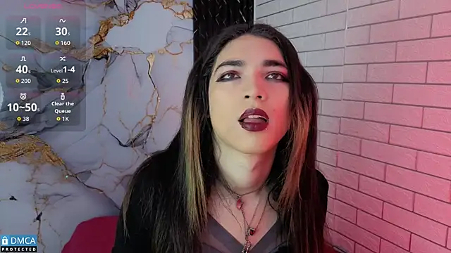 MaeveKuro online show from April 17, 2026, 3:20 am