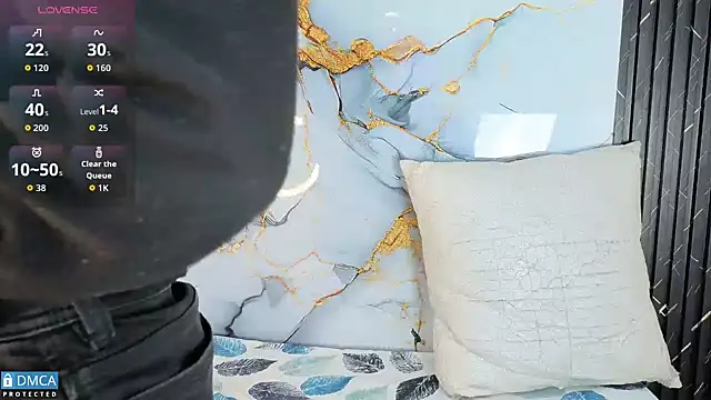 MaeveKuro online show from October 30, 2025, 3:16 am