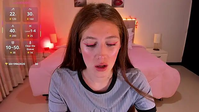 Emily Warren  online show from October 23, 2025, 7:45 pm