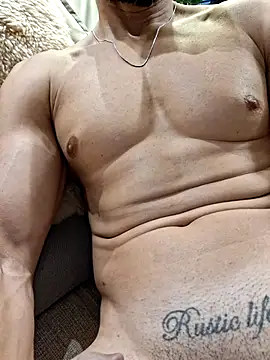 Snapshot of juniortche1313 chatting on February 3, 2026, 9:20 pm juniortche1313 online show from February 3, 2026, 9:20 pm