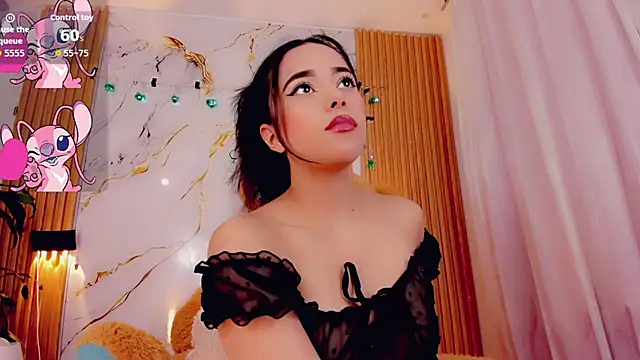 ValeriCardenas online show from April 5, 2026, 2:18 am