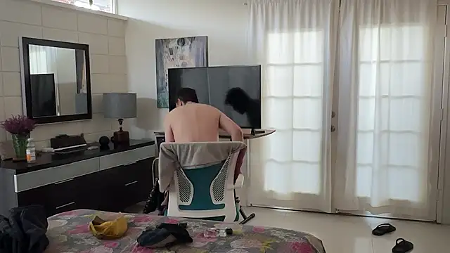 webtonight online show from February 26, 2025, 1:25 am