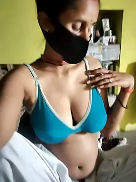 Snapshot of Divya_Chandok chatting on October 27, 2025, 7:59 pm Divya Chandok online show from October 27, 2025, 7:59 pm