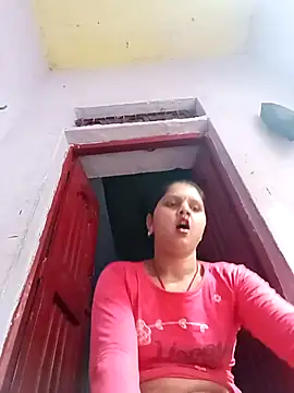 Snapshot of Divya_Chandok chatting on March 2, 2025, 5:44 am Divya Chandok online show from March 2, 2025, 5:44 am