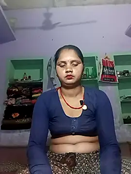 Snapshot of Divya_Chandok chatting on March 3, 2025, 10:20 pm Divya Chandok online show from March 3, 2025, 10:20 pm