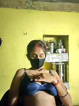 Snapshot of Divya_Chandok chatting on October 28, 2025, 8:08 pm Divya Chandok online show from October 28, 2025, 8:08 pm