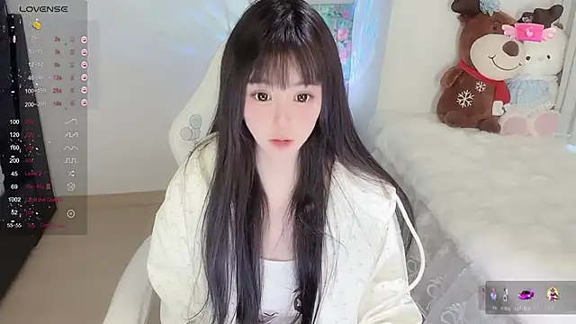 Milla-z online show from November 21, 2025, 4:33 am