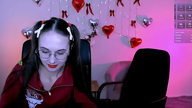 doll vey online show from February 16, 2026, 8:07 pm