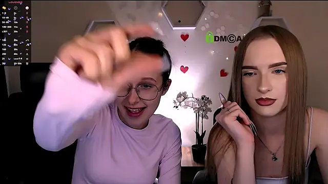 Snapshot of doll_vey chatting on October 4, 2025, 10:44 pm doll vey online show from October 4, 2025, 10:44 pm