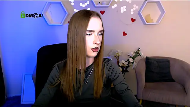 Snapshot of doll_vey chatting on October 6, 2025, 7:25 pm doll vey online show from October 6, 2025, 7:25 pm