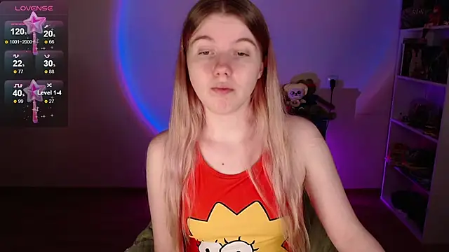 Snapshot of Strawberry_juli chatting on March 17, 2026, 1:41 am Strawberry juli online show from March 17, 2026, 1:41 am