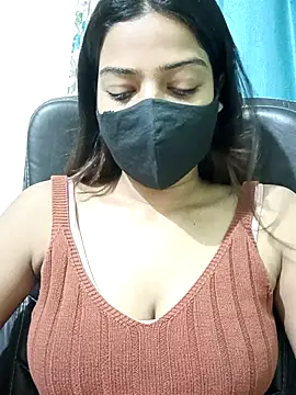 CRAZY  BITE online show from October 30, 2025, 10:06 pm