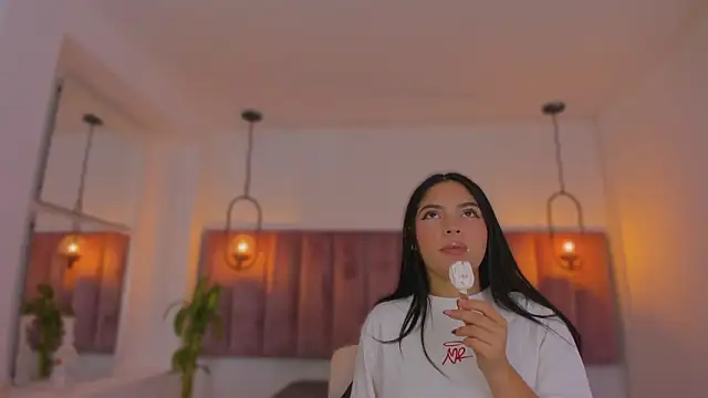 Snapshot of Haily_b chatting on March 1, 2026, 7:25 pm Haily b online show from March 1, 2026, 7:25 pm