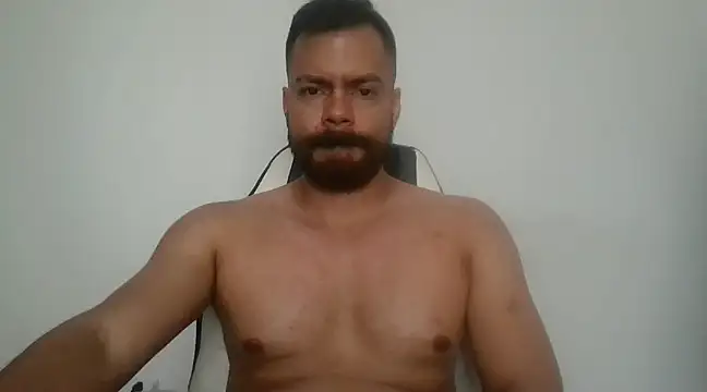 andrhez1994 online show from March 10, 2025, 5:07 pm