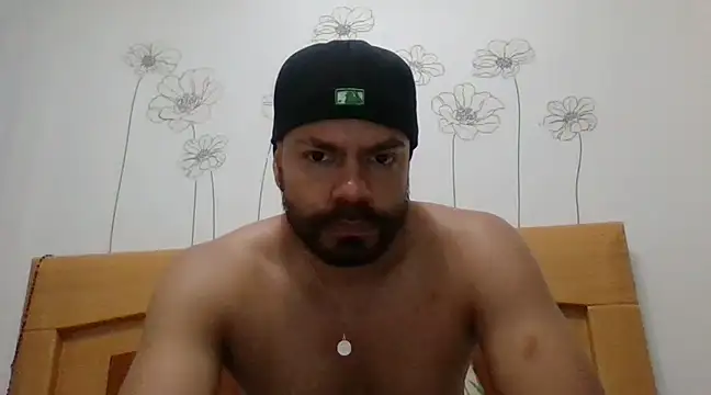 andrhez1994 online show from March 11, 2025, 7:25 pm