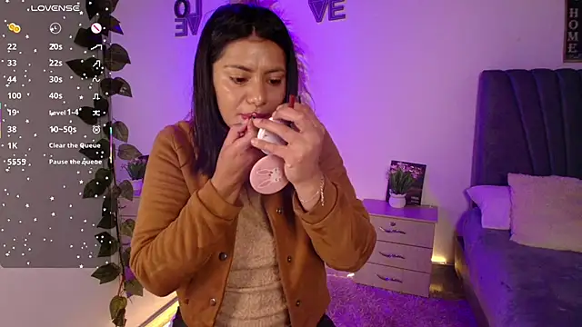 miaoconell online show from April 9, 2026, 11:49 am