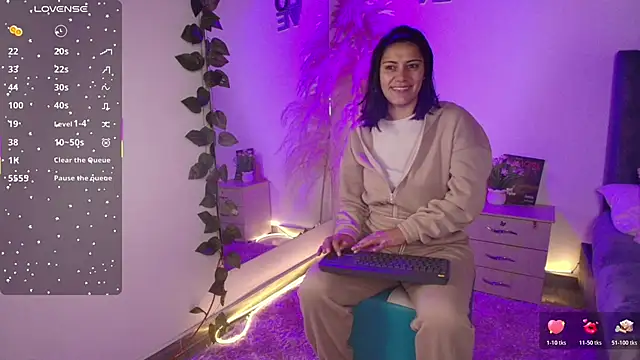 miaoconell online show from April 17, 2026, 9:50 pm