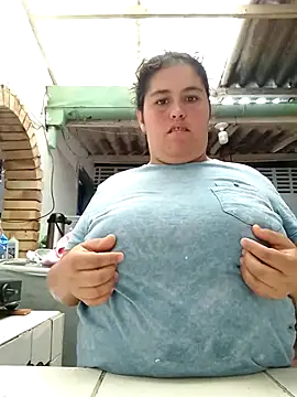 Lucecita03 online show from March 14, 2025, 1:57 pm