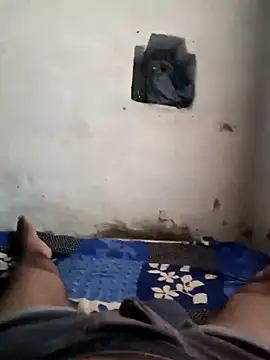 Snapshot of abbai_dengutha chatting on March 13, 2025, 7:31 am abbai dengutha online show from March 13, 2025, 7:31 am