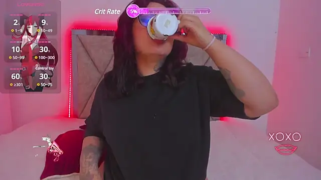 Snapshot of Curvybaddie99 chatting on March 7, 2025, 9:18 am Curvybaddie99 online show from March 7, 2025, 9:18 am