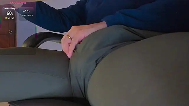 MxsterJohn online show from March 27, 2026, 3:37 am