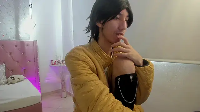 Snapshot of loverisu-coral chatting on March 2, 2026, 9:00 pm loverisu-coral online show from March 2, 2026, 9:00 pm