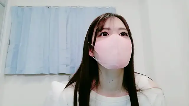 Snapshot of NANA_7 chatting on December 16, 2025, 3:33 am NANA 7 online show from December 16, 2025, 3:33 am