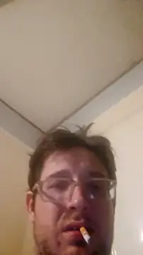 dylanroberts1995 online show from March 31, 2026, 7:10 am