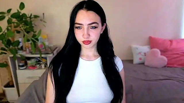 Snapshot of WildKittenX_ chatting on June 30, 2026, 4:12 am WildKittenX online show from June 30, 2026, 4:12 am