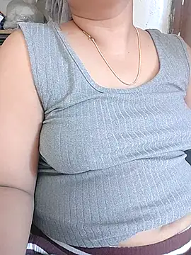 Snapshot of pallu_telgu_kannada chatting on February 25, 2026, 10:15 am pallu telgu kannada online show from February 25, 2026, 10:15 am