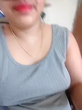 Snapshot of pallu_telgu_kannada chatting on February 26, 2026, 5:51 am pallu telgu kannada online show from February 26, 2026, 5:51 am